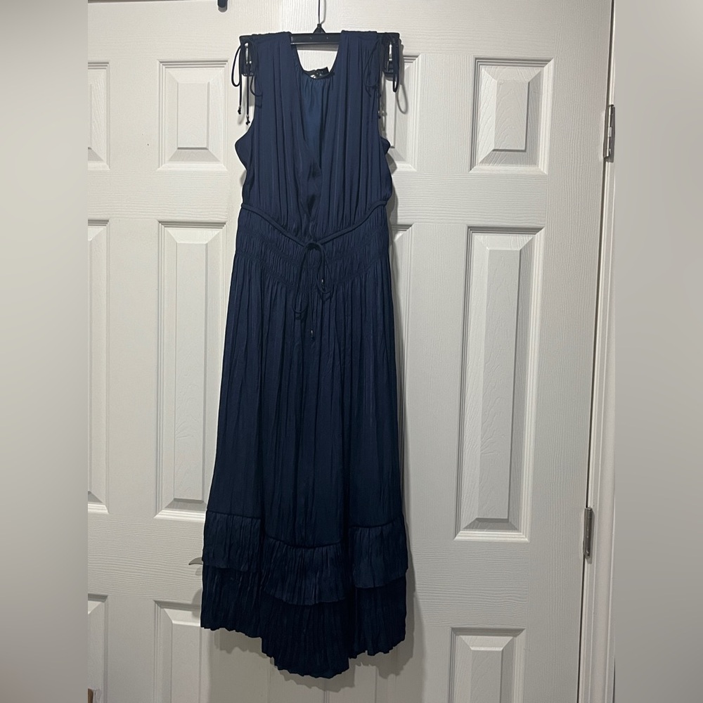 White House Black Market Navy Blue Sleeveless Dress
